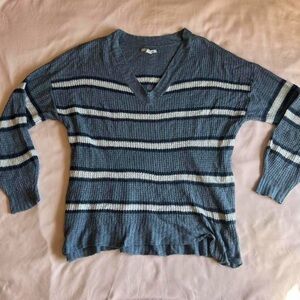American Eagle Blue Striped Sweater – Size Medium